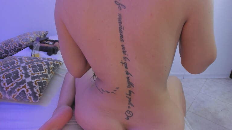 IsabelOrtega's Streamate show and profile