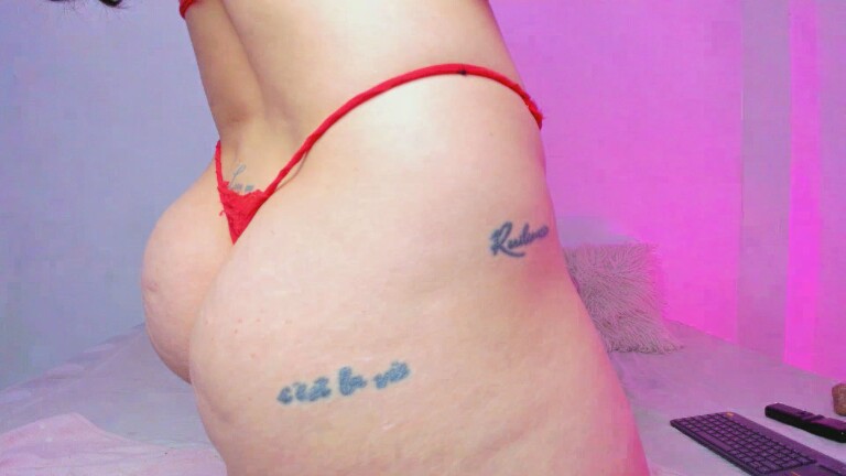 MissHannaX's Streamate show and profile