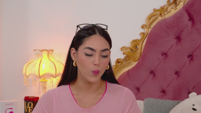 NinnaCrawford's Streamate show and profile