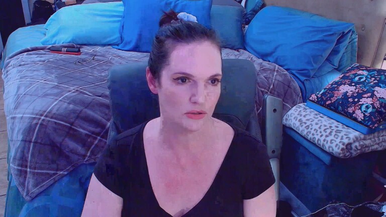 Nina's Streamate show and profile