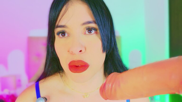 CharlootteEvans's Streamate show and profile