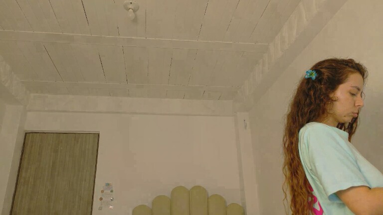 HayleyMarshalll's Streamate show and profile