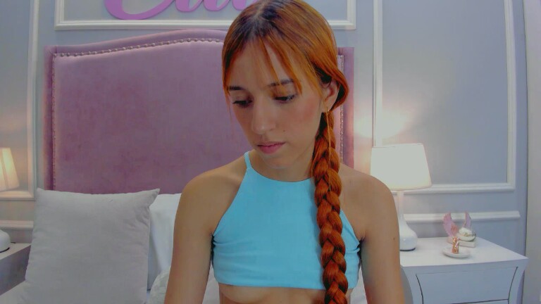 LeaThomsonn's Streamate show and profile