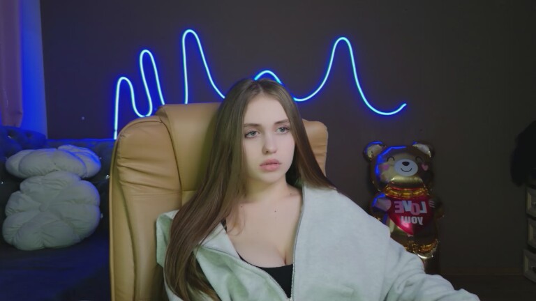 MaiaMitchell's Streamate show and profile