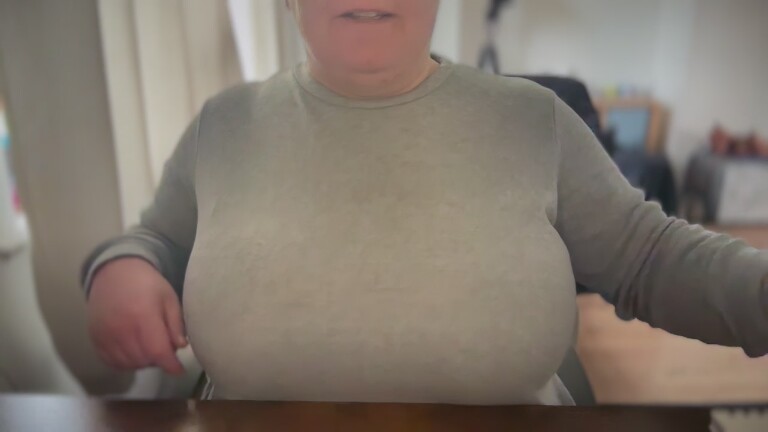 BigBustyBetty0069's Streamate show and profile