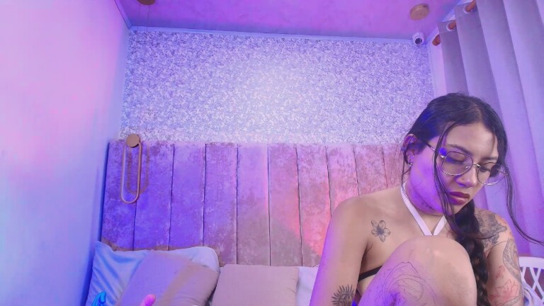 Tessalove_606's Streamate show and profile