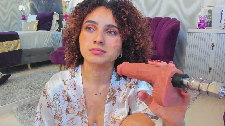 HollyJhonson's Streamate show and profile