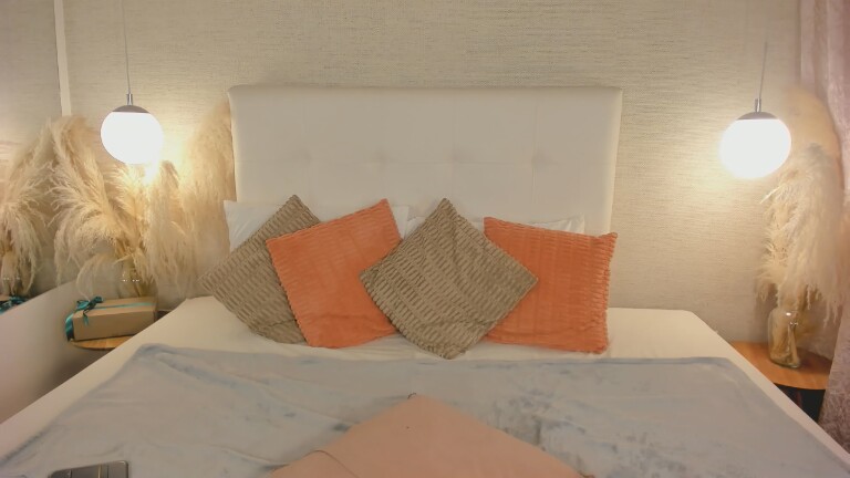 JenCampbell's Streamate show and profile