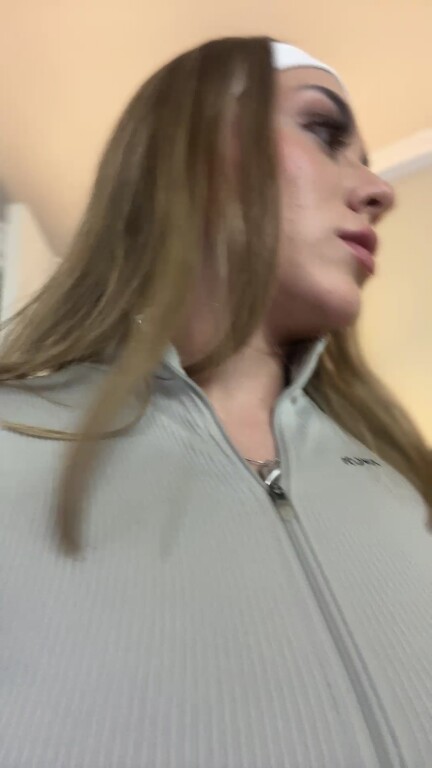 MadisonReeds's Streamate show and profile