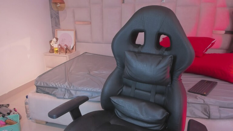 imxalaya's Streamate show and profile