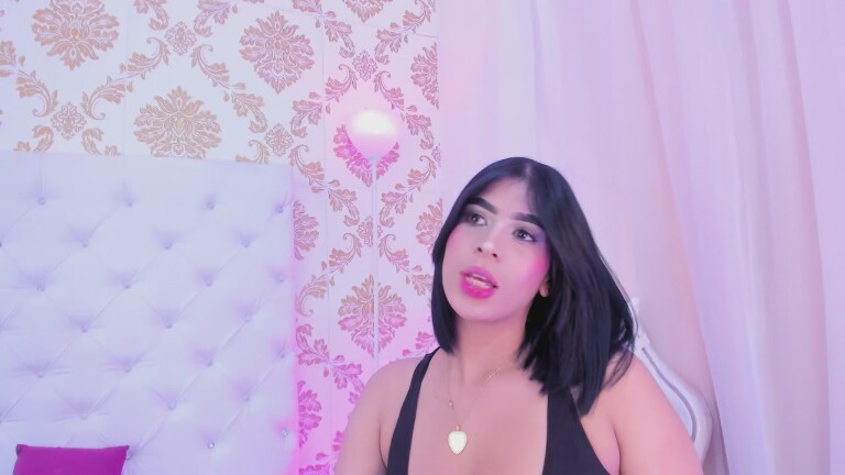 EMA_LAMBERT's Streamate show and profile