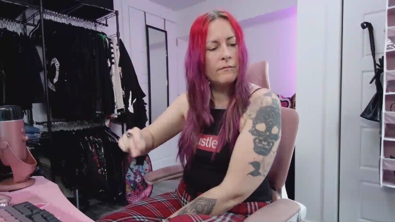 missgennyrock's Streamate show and profile