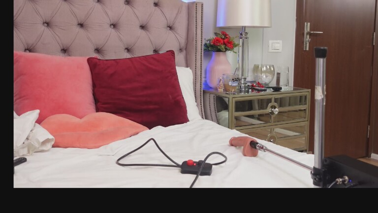 JenniferLovve's Streamate show and profile