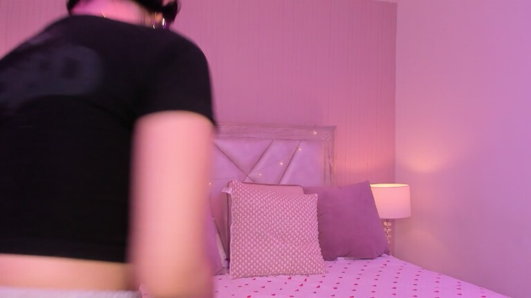 SophiaColinns's Streamate show and profile