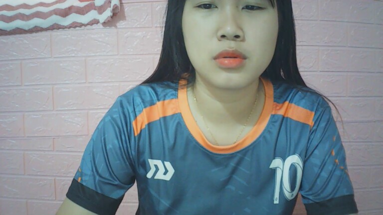 PoppyBae's Streamate show and profile