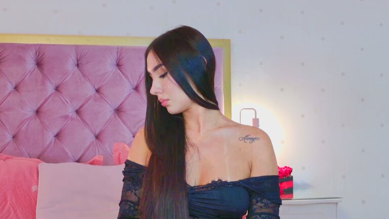 MoniLing's Streamate show and profile