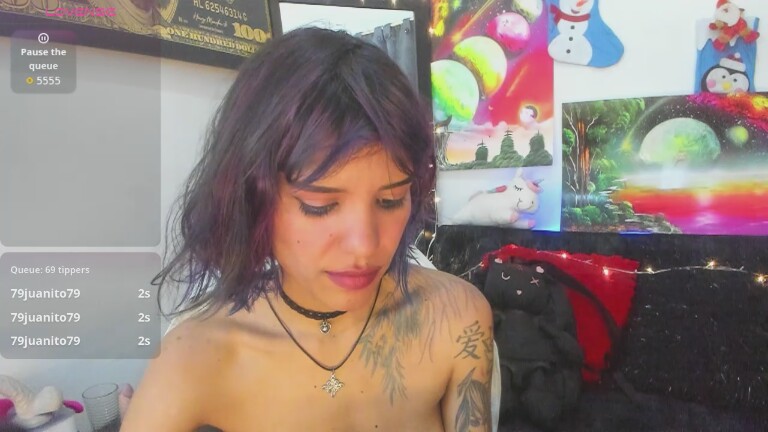 orianaasaenz's Streamate show and profile