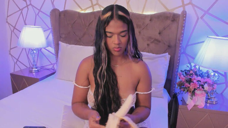 SaschaFit's Streamate show and profile