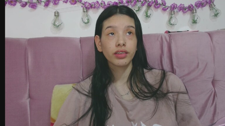 ZakuraPrincess's Streamate show and profile