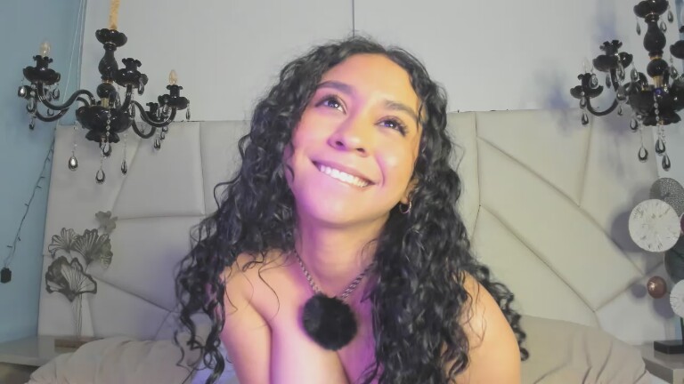 ScarlettFlever's Streamate show and profile