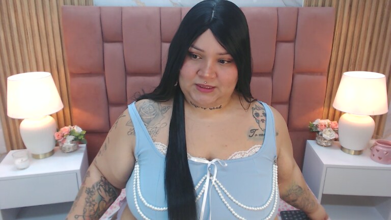 Evaverse's Streamate show and profile