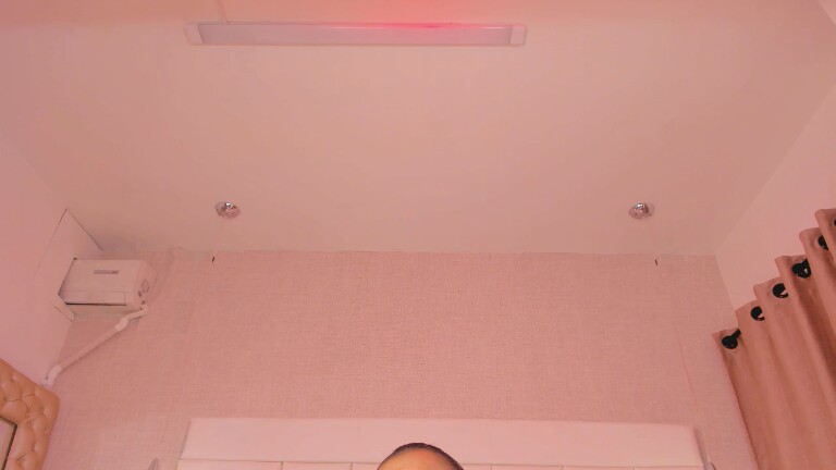 NikoJhon's Streamate show and profile