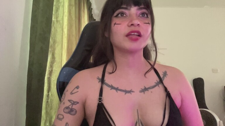 Annacrowe's Streamate show and profile