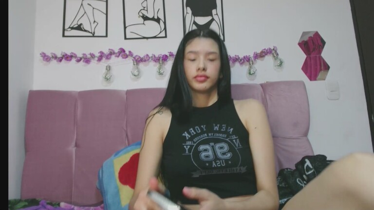 ZakuraPrincess's Streamate show and profile