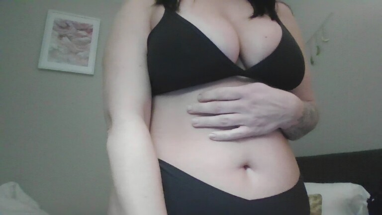 VivianneWard's Streamate show and profile