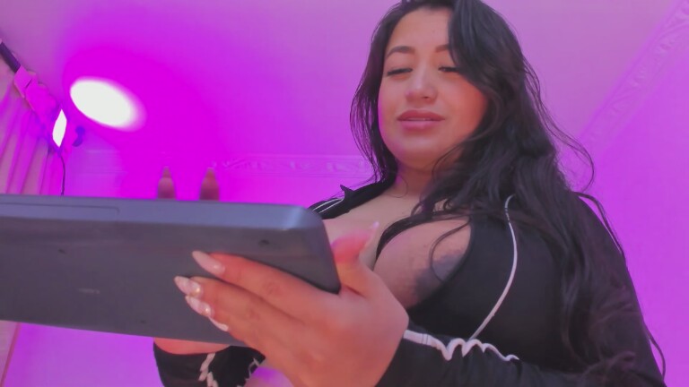 ShanelTaylor's Streamate show and profile