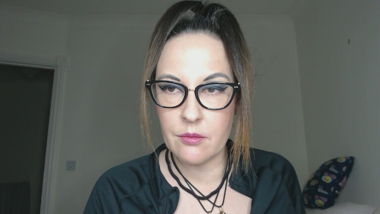 Humiliatrix's Streamate show and profile