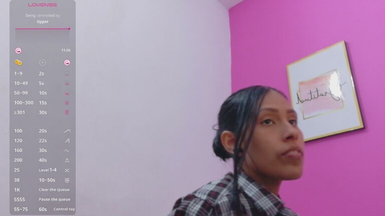 yourcuteneighbourr's Streamate show and profile