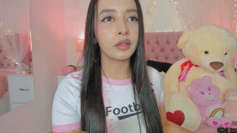 AlexandraWinterr's Streamate show and profile