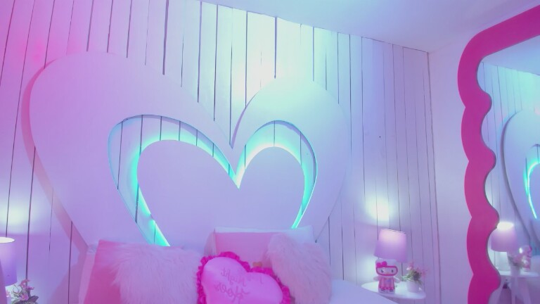 GatitaChan's Streamate show and profile