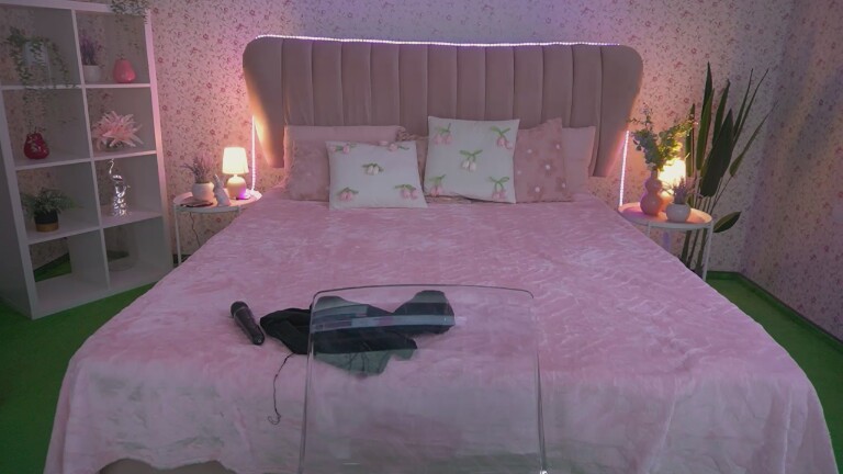 AmeliTiger's Streamate show and profile