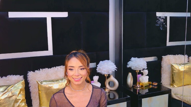 AlanaFerrara's Streamate show and profile