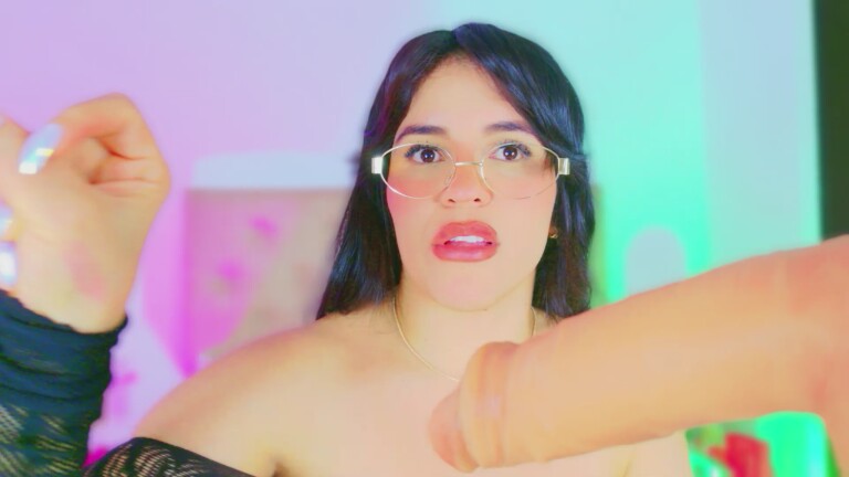 CharlootteEvans's Streamate show and profile