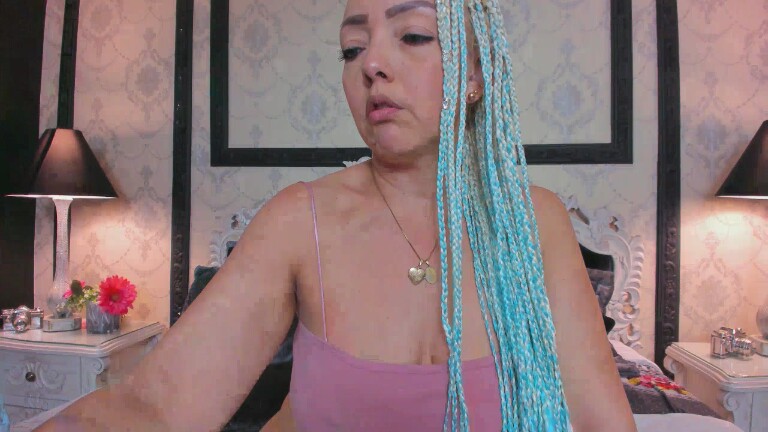 MadisonBecker's Streamate show and profile