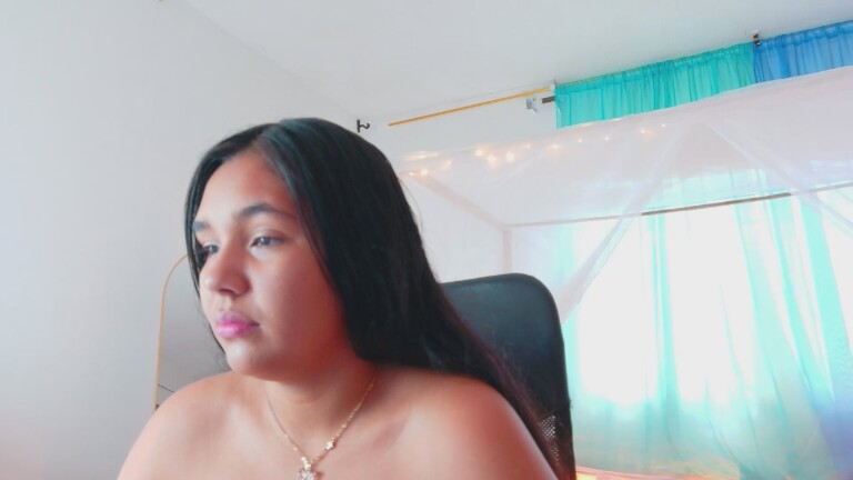 loreanis's Streamate show and profile