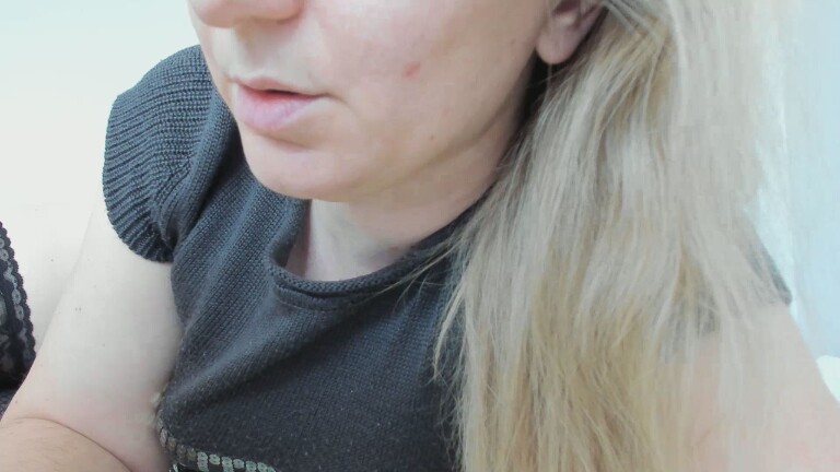 XxSweety_GirlxX's Streamate show and profile