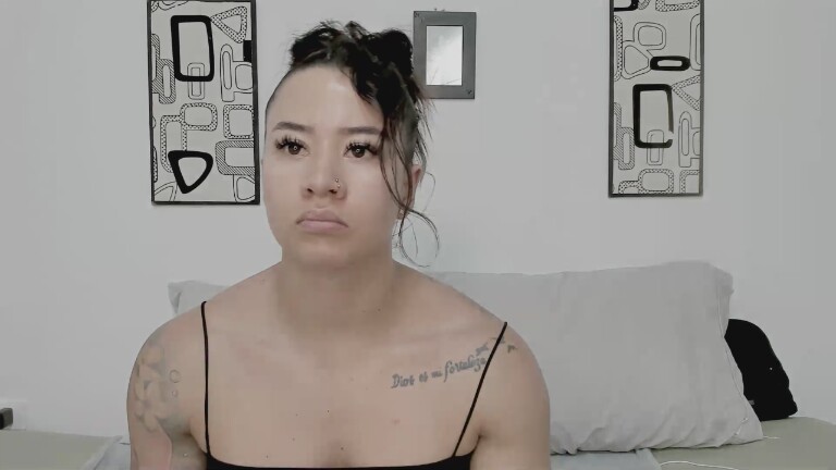 AngelMartins's Streamate show and profile