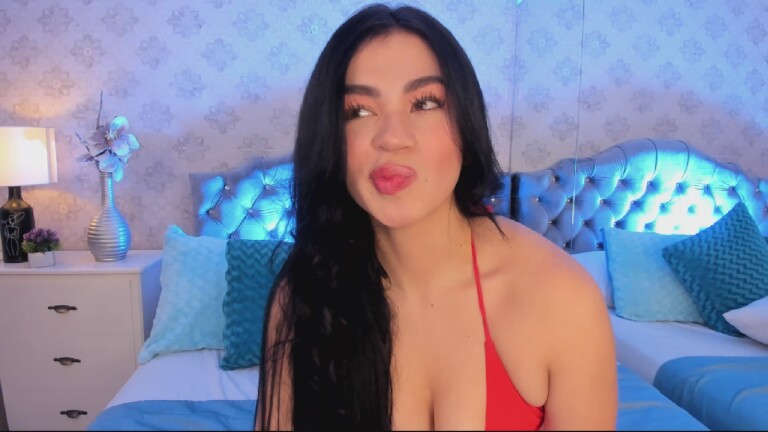 MayaWiills's Streamate show and profile