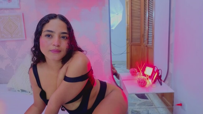 Emmaa_Thompsoon's Streamate show and profile