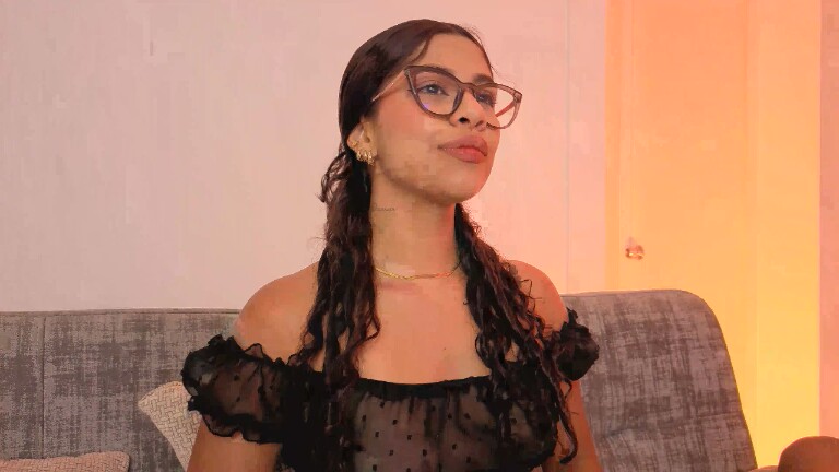 Clarckbella's Streamate show and profile