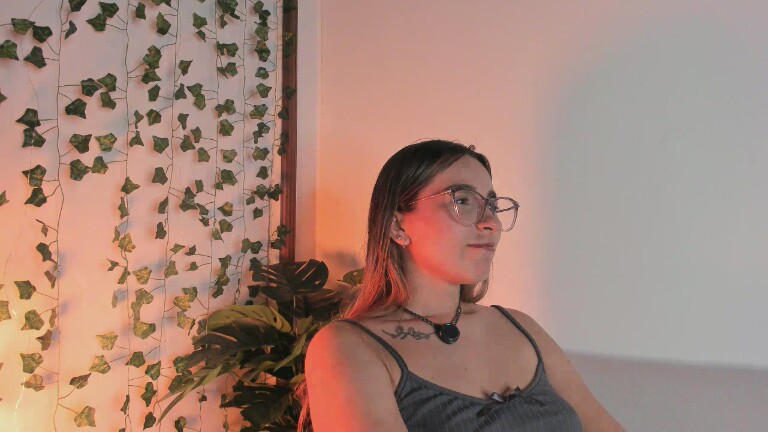 AuraRosse's Streamate show and profile