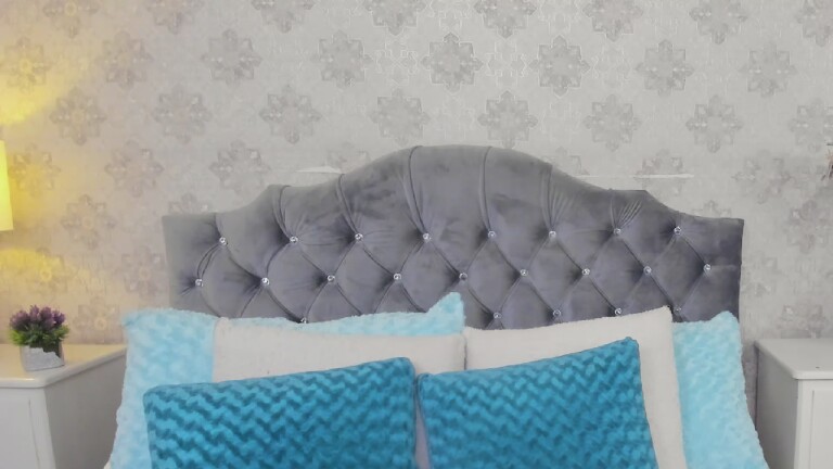 AnnyCurtis's Streamate show and profile