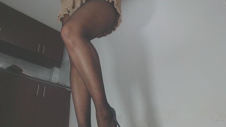 LunaDumont's Streamate show and profile