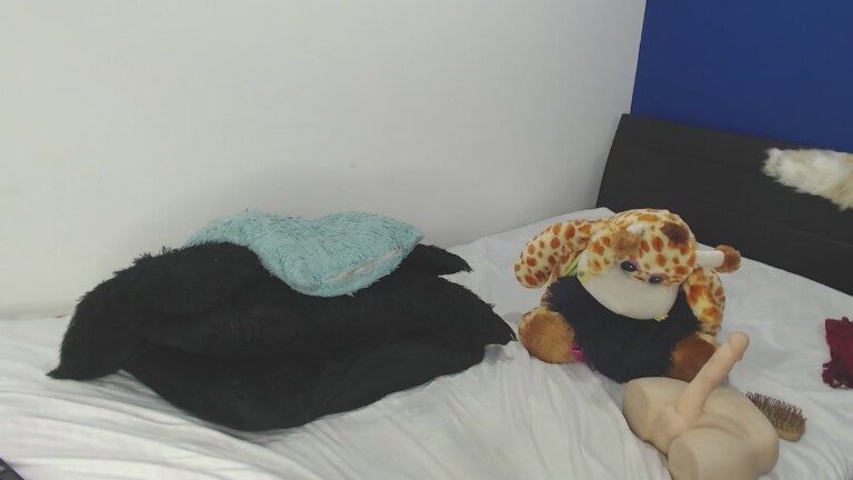 EmilyConoor's Streamate show and profile