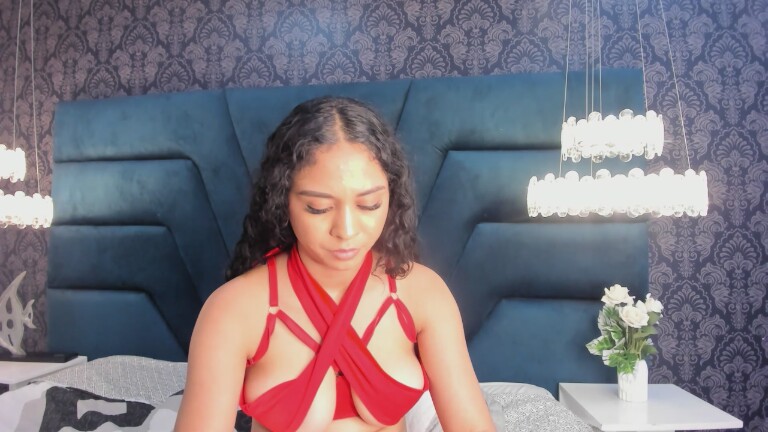 ScarlettFlever's Streamate show and profile