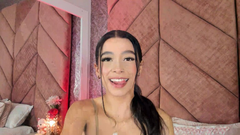 ChloeRosses's Streamate show and profile